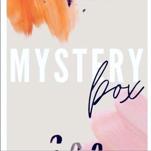 8lb mystery box for Karlie Box 2